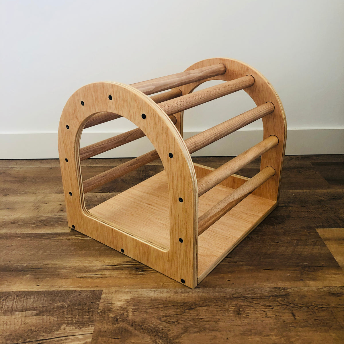 Arche d apprentissage Pikler en bois. Moyen 40 x 45 x 40 CM. AREMSC0