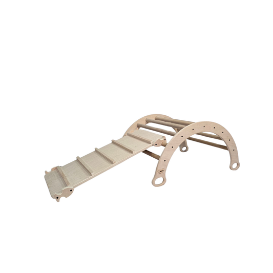 Triangle d'aprenentatge Pikler Plegable Fusta 90 x 60 x 80 Cm. P01033 Woodgo.